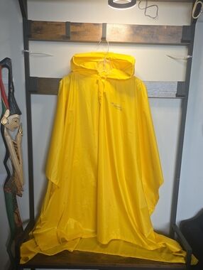 Storm Yellow Wetskins Storm Front Rain Cape From Star Wars S4 Civilian Wardrobe